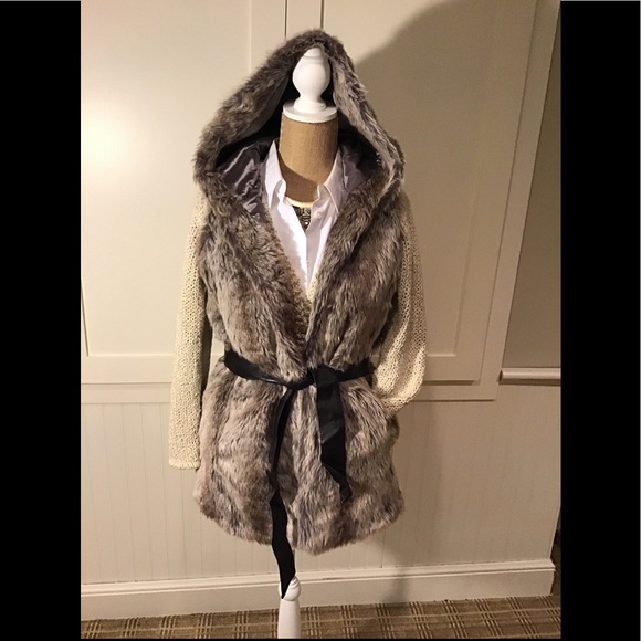 WD.NY Faux Fur Vest S - Picture 5 of 7